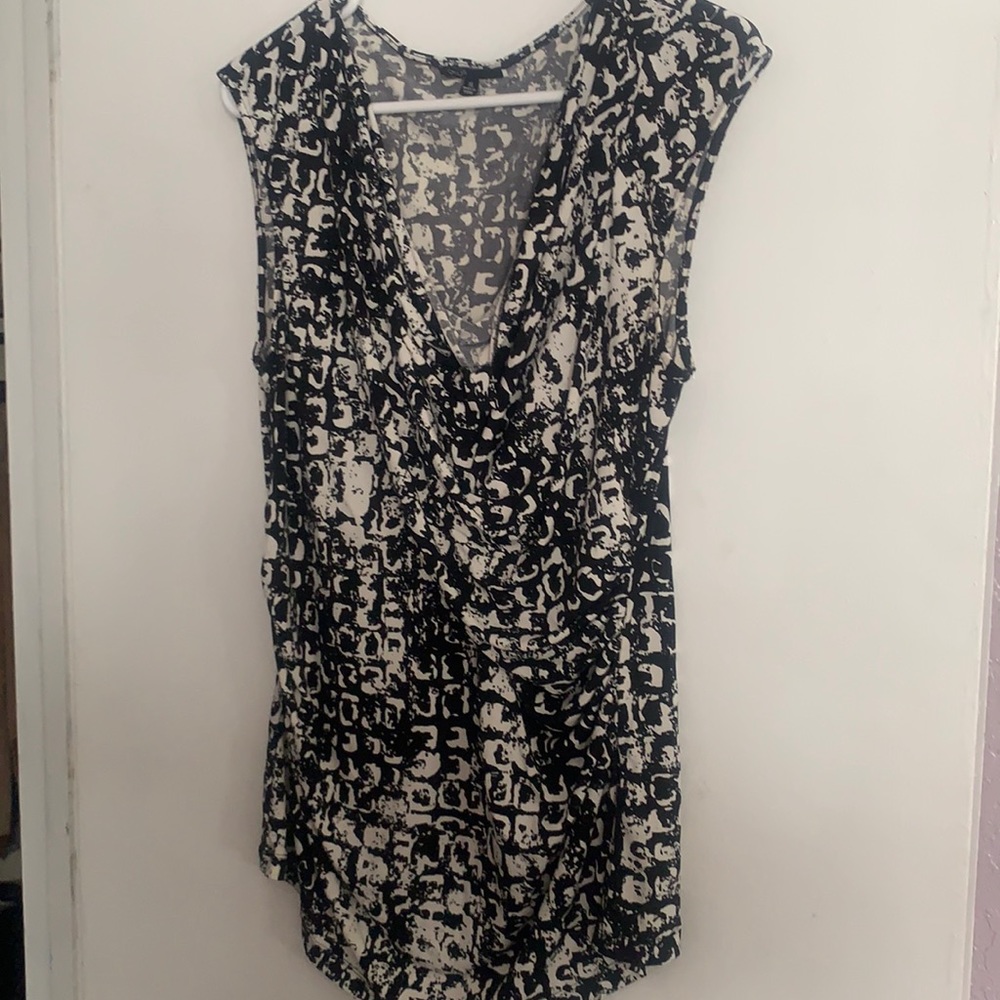 Fun sleeveless blouse